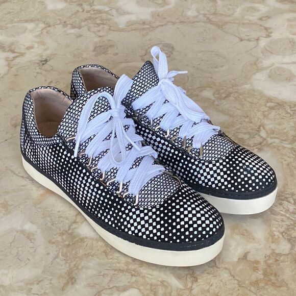 Stuart Weitzman Nappa Leather Black & White Optic Gaming Sneakers - Picture 1 of 12